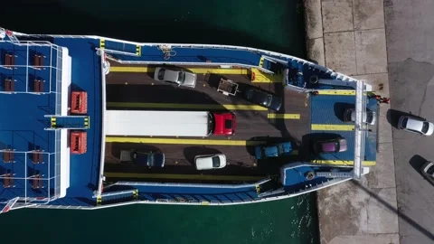 Drone video. Cable suspension bridge of Rio - Antirio Harilaos Trikoupis. Vidéo 143914271