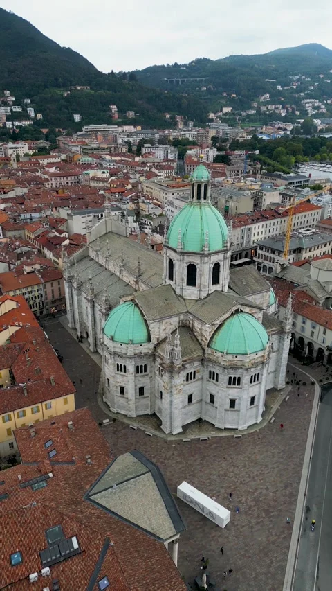 Drone video of Como city of Italy and Gothic Como Cathedral. Stock Footage 252123186