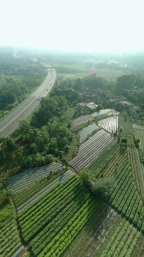 Drone video of highway 2 Stock Footage 291595518