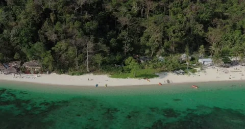 Drone video of the paradisiacal Seven Commandos beach near El Nido on the P.. Stock Footage 238955804