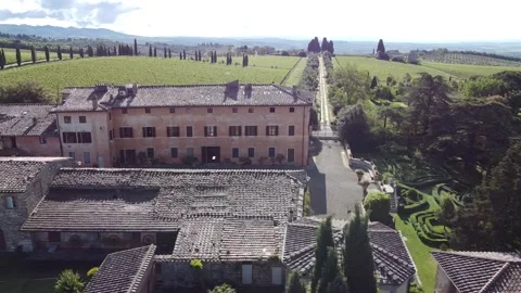 Drone video of a rustic villa in Sienna Italy Stock Footage 259412773