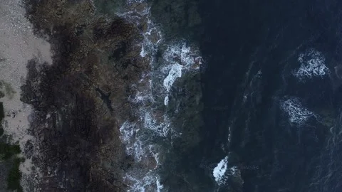 Drone video shot, waves on the rocks on the shore 스톡 동영상 201198100