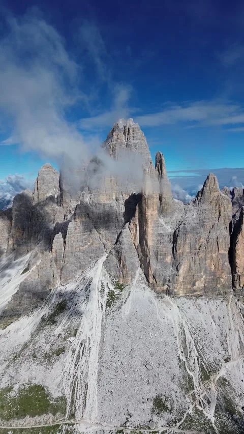 Drone video Tre Cime di Lavaredo Dolomites Italy europe Video stock 302585020