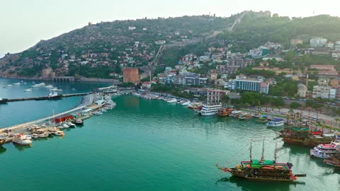 Drone view of Alanya harbor in Turkey. Stockbeeldmateriaal 334227472