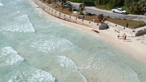 Drone View Along Island Seas Beach Shoreline Area, Freeport Grand Bahama Видео 101588866