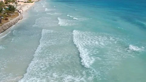 Drone View Along Island Seas Beach Shoreline Area, Freeport Grand Bahama Video stock 101589033