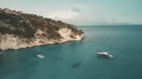 Drone view approaching the coast of Xigia beach in Zakynthos Stock Footage 291672033