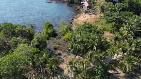 Drone view of Bang Bao at Koh Chang island, Thailand – tropical bay, beaches and Stockbeeldmateriaal 299775672
