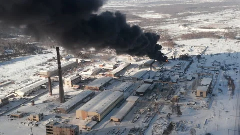 Drone view of big fire, black smoke on burning industrial building at a factory Stock-Footage 232001783