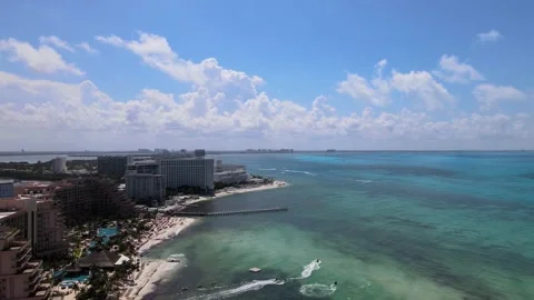Drone view of Cancun hotel zone. Stockbeeldmateriaal 208457542