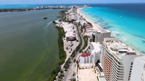 Drone view of Cancun hotel zone. Stockbeeldmateriaal 208462664