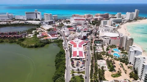 Drone view of Cancun hotel zone. Stockbeeldmateriaal 208467307