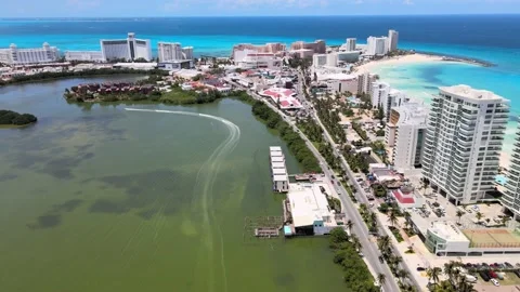 Drone view of Cancun hotel zone. Stockbeeldmateriaal 208508736