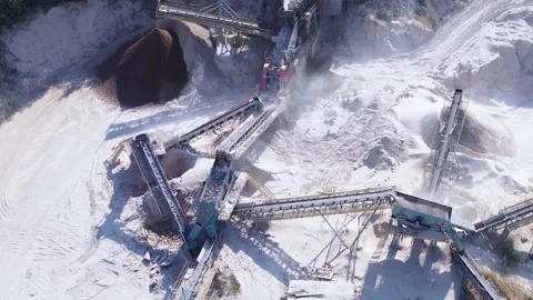 Drone view of conveyor system of stone crusher. 스톡 동영상 245160862