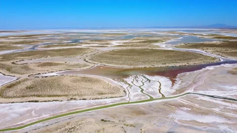 Drone view of dead salt lake Tuz in Turkey. Martian landscape 스톡 동영상 252643581