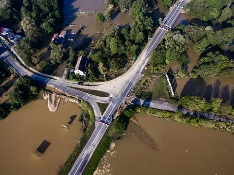 Drone view of DK45 road destroyed during flood in Krapkowice Foto stock