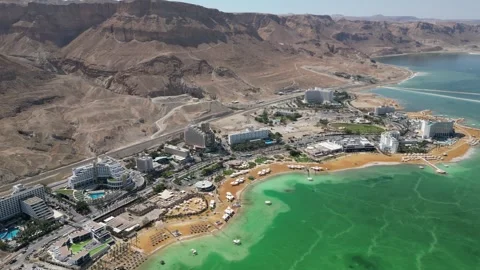 Drone View of Ein Bokek Resort City and Dead Sea Shoreline Israel Stockbeeldmateriaal 337629197
