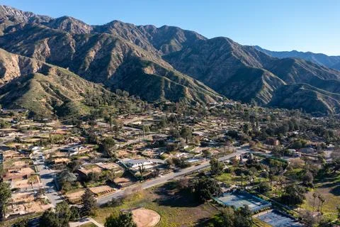 Drone view of empty lots of homes left behind from the Eaton fire Foto stock