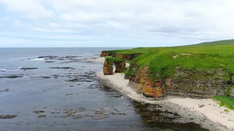 Drone view of the harsh coast of the Commander Islands, Pacific Ocean. A Video stock 323068875