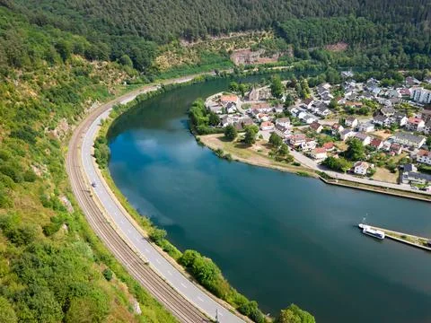 Drone view of a loop in the river Neckar near Heidelberg Foto stock