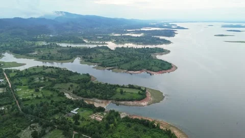Drone View of Nam Theun 2 Hydropower Reservoir and Islands, Laos Video stock 330184123