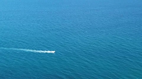 Drone View Over Crashing Waves and Coastal Rocks Vídeos de archivo 307703025