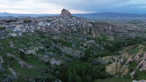 Drone View of Pigeon Valley and Uchisar Castle at Twilight After Sunset 스톡 동영상 336487548
