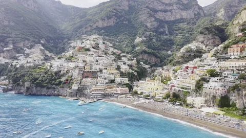 Drone View of Positano Beach and Amalfi Coast in Italy Vidéo 334722818