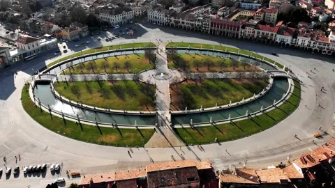 Drone view of Prato della Valle Video stock 177498062