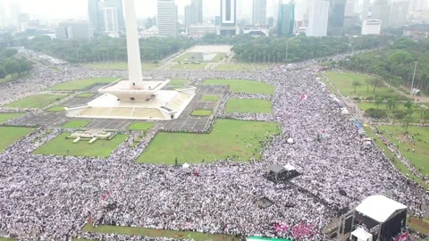 DRONE VIEW Pro-Palestine In MONAS, JAKARTA, INDONESIA. Stock Footage 255219633