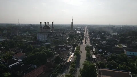 Drone view reveals mosque and tower Stock Footage 259934549