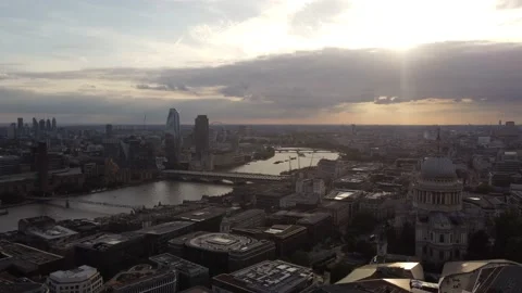 Drone view of the River Thames and surrounding London in diffused sunlight. Stock Footage 189624792
