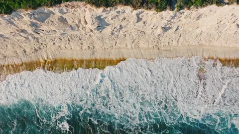 Drone view of sea waves and white rocks, coast route. Mediterranean sea, Malta Vídeo Stock 327155286