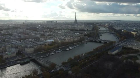 Drone view of the Seine in Paris. Stock Footage 187099220