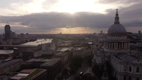 Drone view of St Paul's Cathedral and view of the River Thames at sunset. Stock Footage 189626048