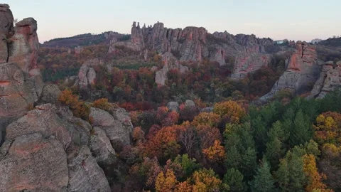 Drone View of Stone Cliffs Above Autumn Forest Video stock 333177922
