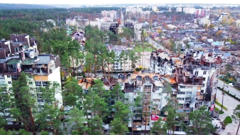 Drone View of Ukraine War Destroyed Apartments and Houses in Irpin, Kyiv Region Vídeos de archivo 228455968