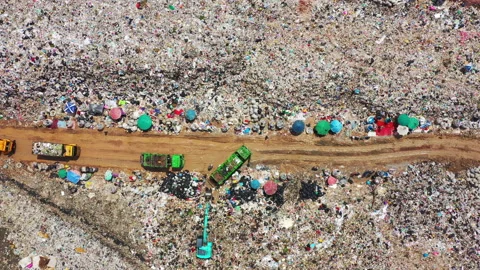 Drone view,Top view of A Huge Waste, garbage, dump, rubbish landfill Vídeos de archivo 212819384