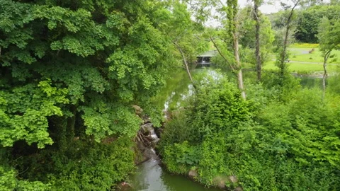 Drone waterfall shot Stockbeeldmateriaal 155574312