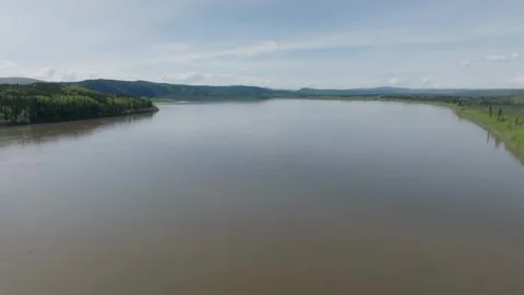 Drone of Yukon River in the Summer 動画素材 293868172