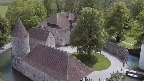 Droneflight over a charming castle Stock-Footage 90762315