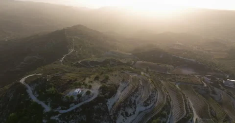 A Drone's View of Sunrises Above Vine-laden Hills Stockbeeldmateriaal 262145429