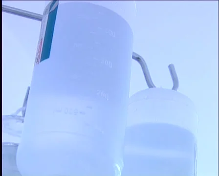 Drop basin Stockbeeldmateriaal 995347