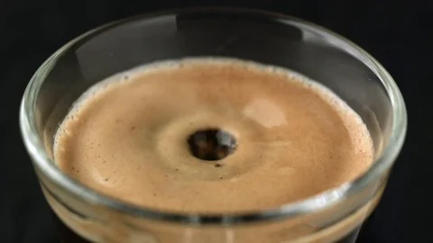  Drop of coffee fall on espresso Video stock 81807237