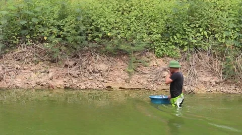 Drop fishing net Stock Footage 67318091