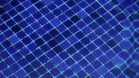 A drop of water falling in a swiming pool 스톡 동영상 75277776