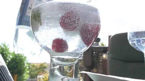 Dropping Ice into a Gin and Tonic 16 Stock Footage 135837577
