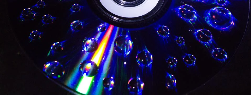 Drops on the computer disk Foto stock