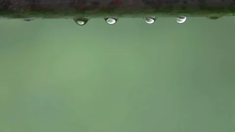 Drops on iron handrailing Vídeo Stock 76243950