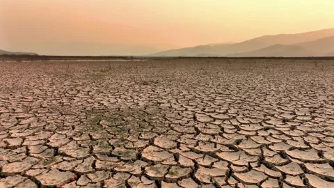 Drought cracked soils dry lakes drought soil Ecosystems caused by climate change Vídeos de archivo 334029317